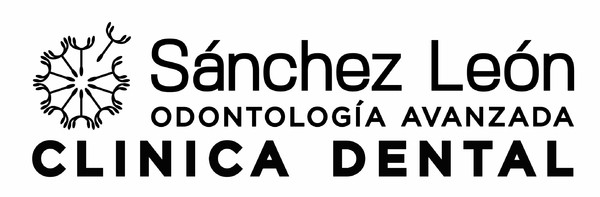 Letras recortadas de PVC lacado color Clinica Francisco Sánchez León SL - Madrid 290x89 cm