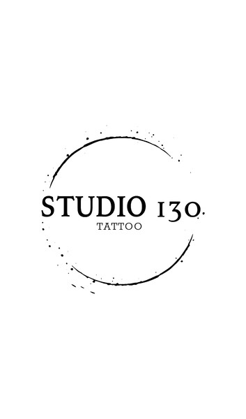 Vinilo impresión digital pegado interior Estudio de tatuajes - 106x180 cm