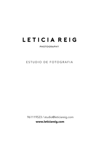 Placa de empresa tablero marino ocume grabada láser LETICIA REIG - 35x50 cm